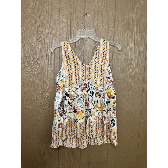 NWT Angie‎ V Neck Floral Tank Top Flowy Lace Detail Embroidery Size Medium Color - Picture 5 of 5